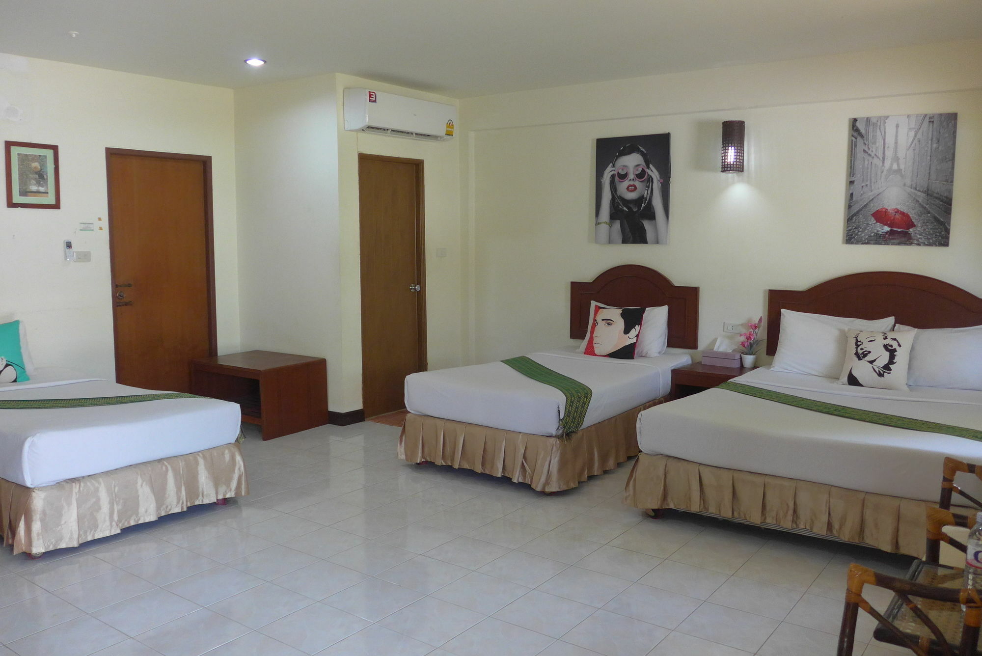 Forum House Hotel Krabi town Exteriör bild