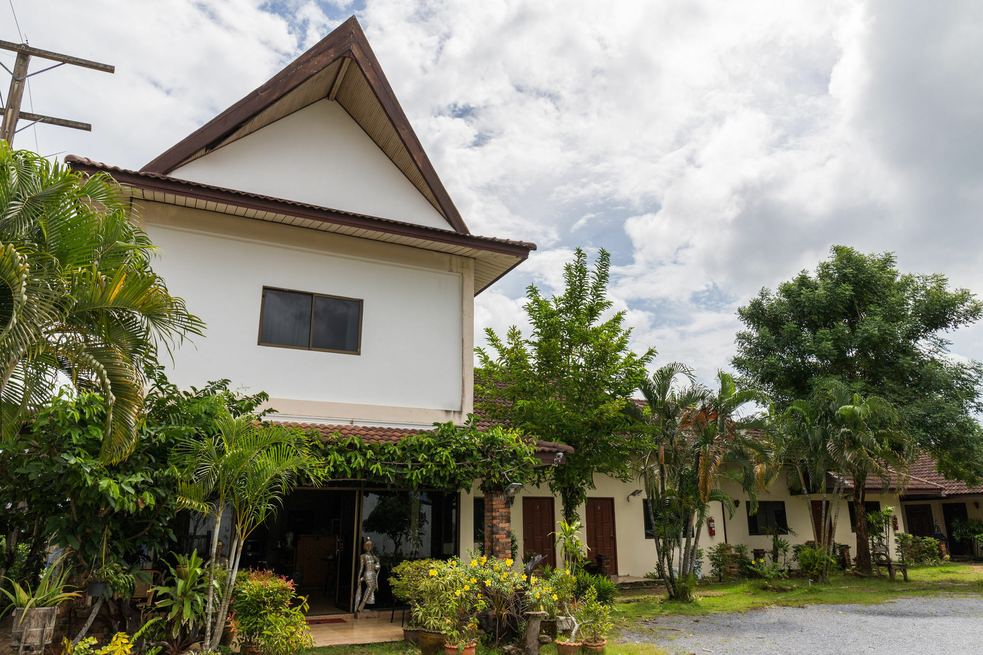 Forum House Hotel Krabi town Exteriör bild