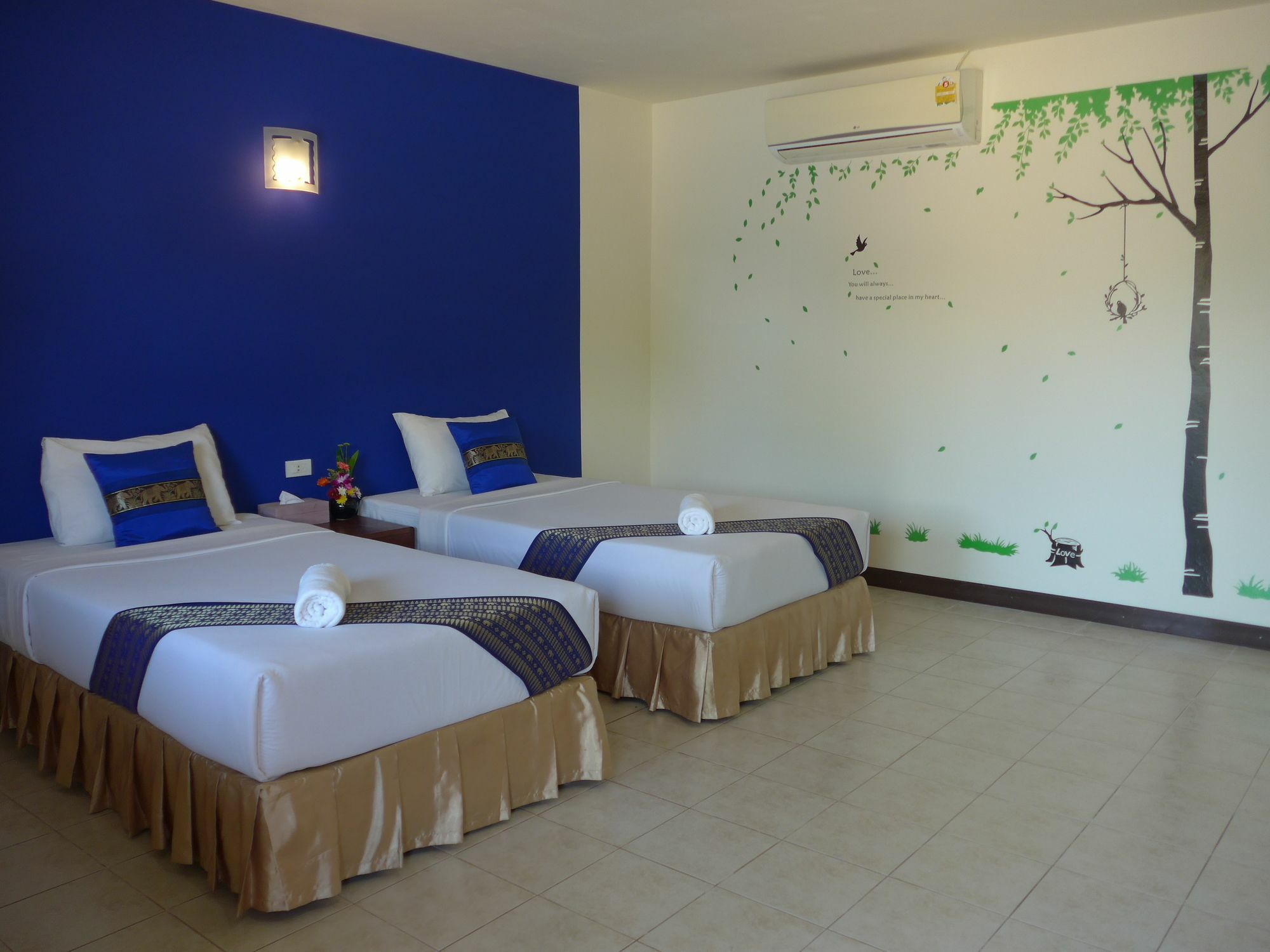 Forum House Hotel Krabi town Exteriör bild
